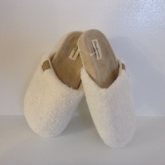 DEARFOAMS SO SOFT FLUFF SLIPPERS sz-7-8 VELVETY LINING NEW - Picture 1 of 10